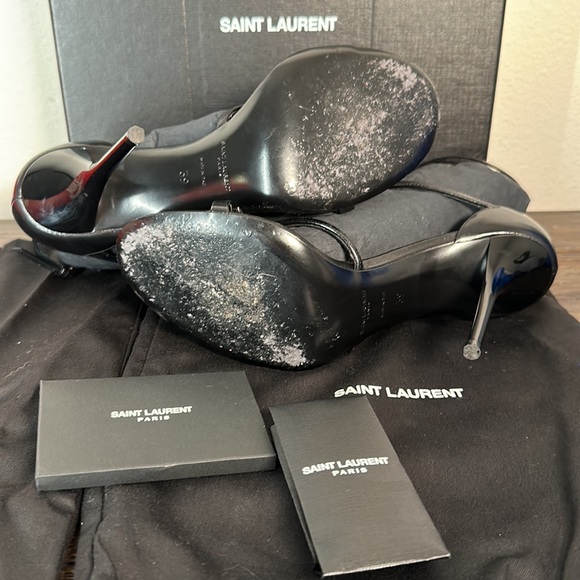 Saint Laurent PATENT LEATHER CASSANDRA SANDALS IN NIOR! SIZE 39! GREAT CONDITION - Picture 8 of 15